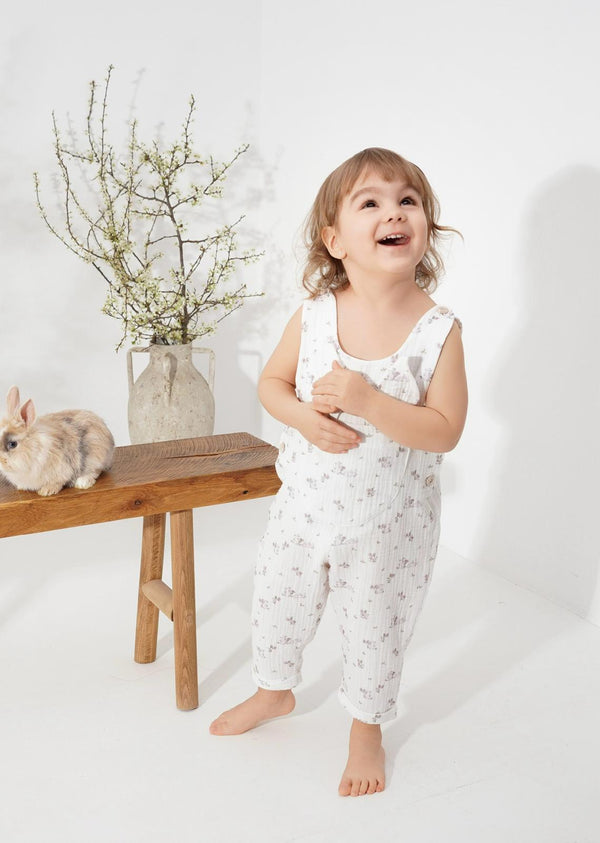 Salopeta cu iepuras roz din muselina